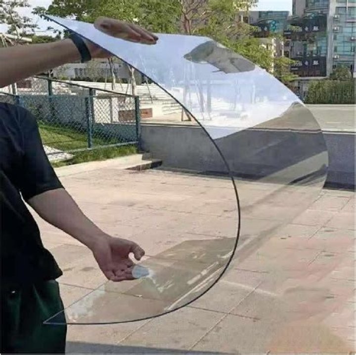 Are acrylic sheets waterproof