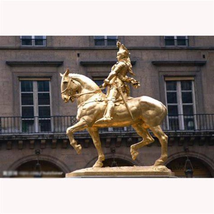 Are bronze statues expensive