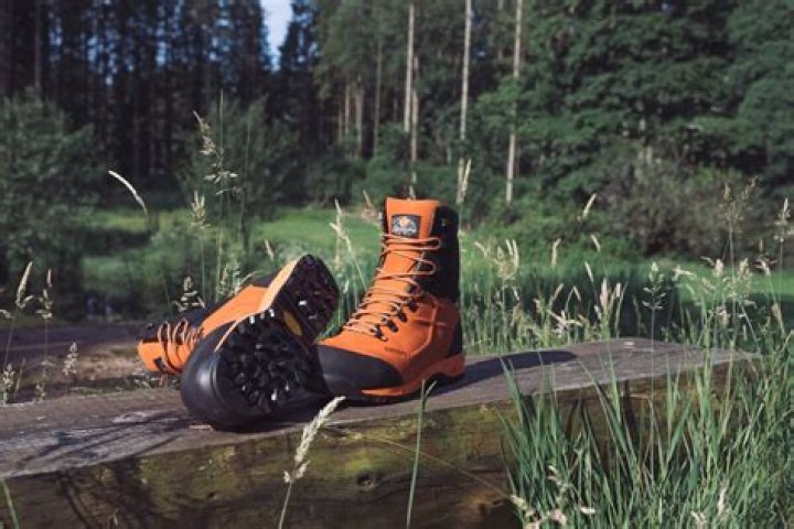 Are chainsaw boots necessary