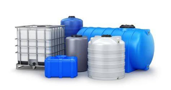 Are plastic water tanks safe
