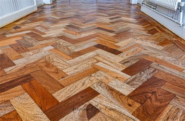 Can parquet floors be sanded