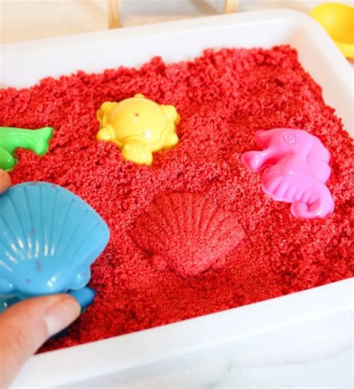 Can play sand be used under pools