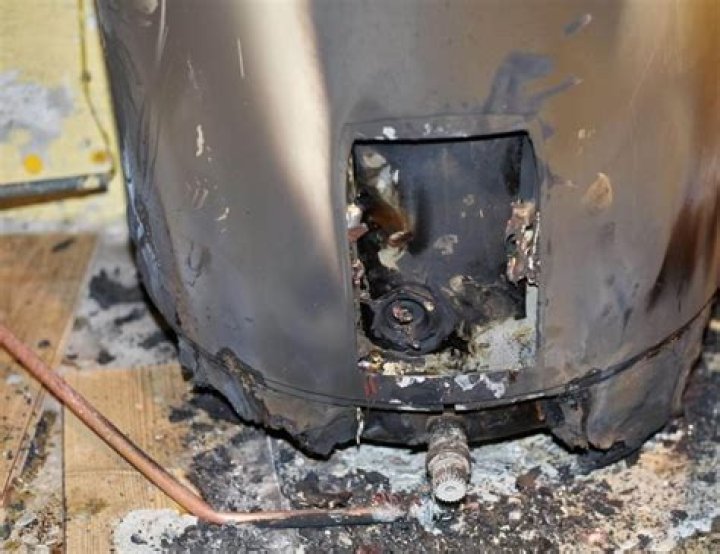 Can water heaters catch fire