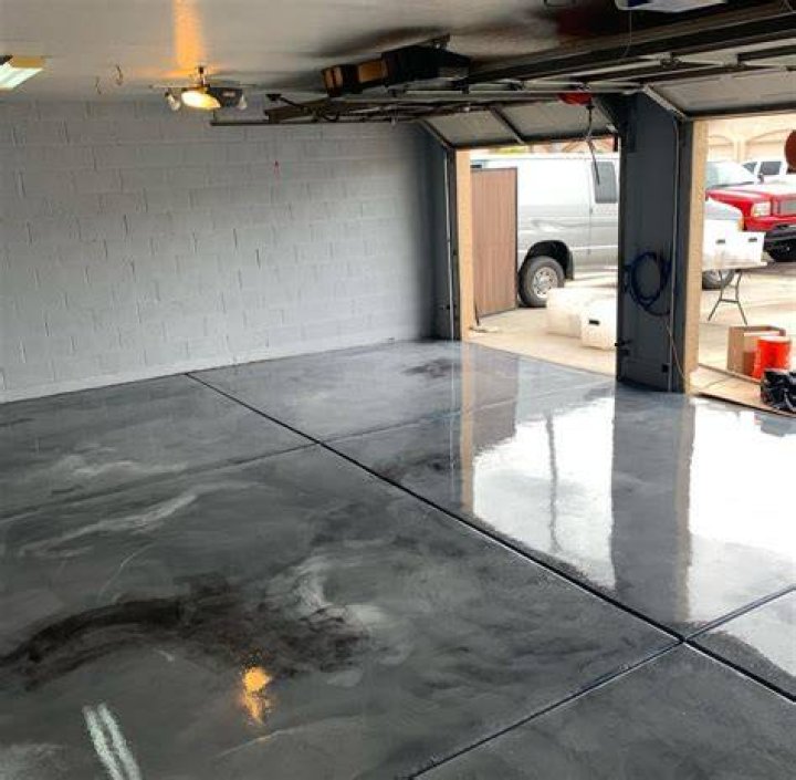 Can you put epoxy on a wall