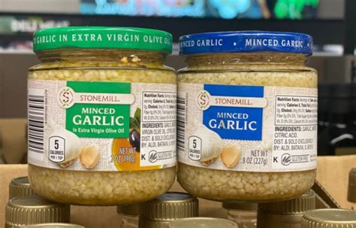 Does Aldi have minced garlic