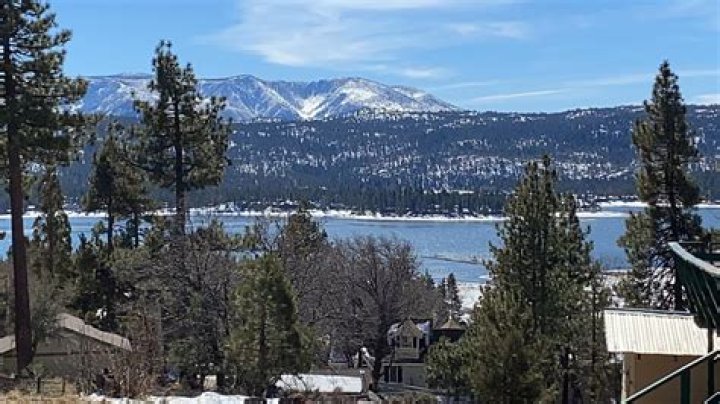 Does Big Bear have any snow