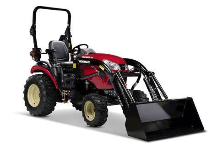 Does Cub Cadet make tractors