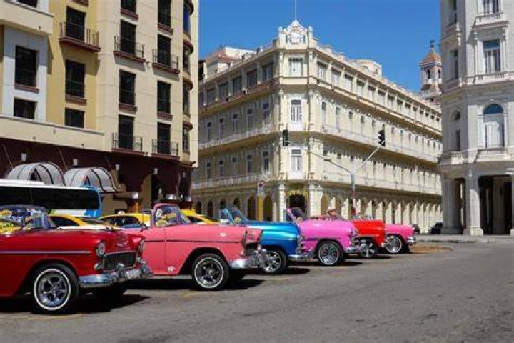 Does Cuba have many doctors