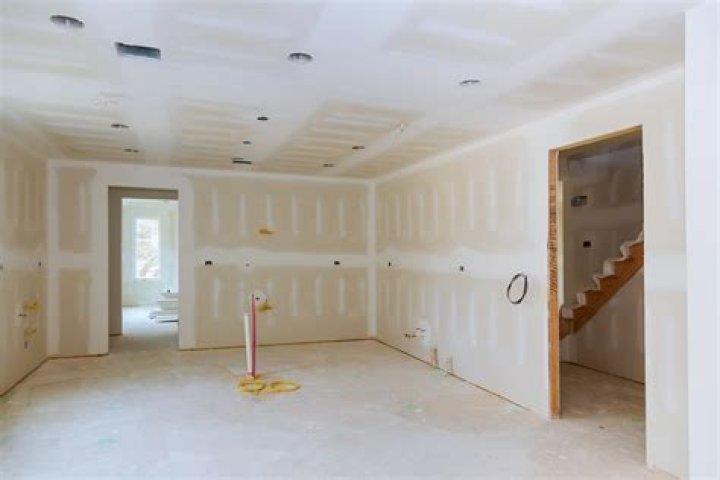 Does drywall dust have silica