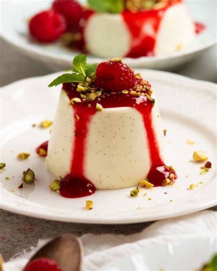 Does panna cotta contain egg
