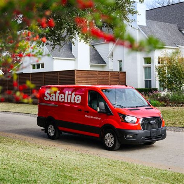 Does Triple A cover Safelite