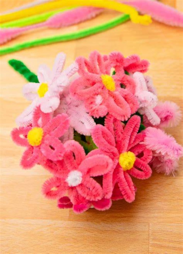 How are rainbow flowers made