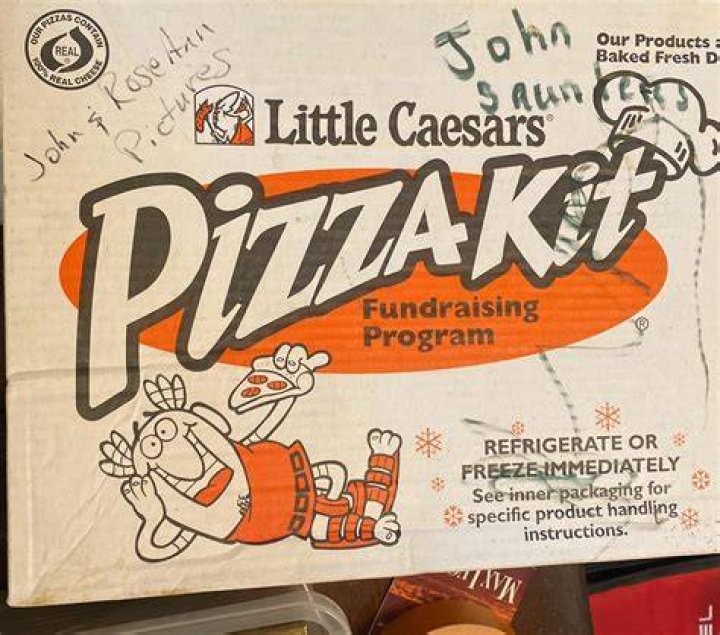 How do I bake a party pizza
