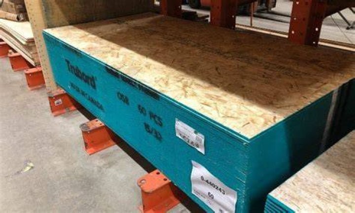 How heavy is a 4×8 OSB sheet