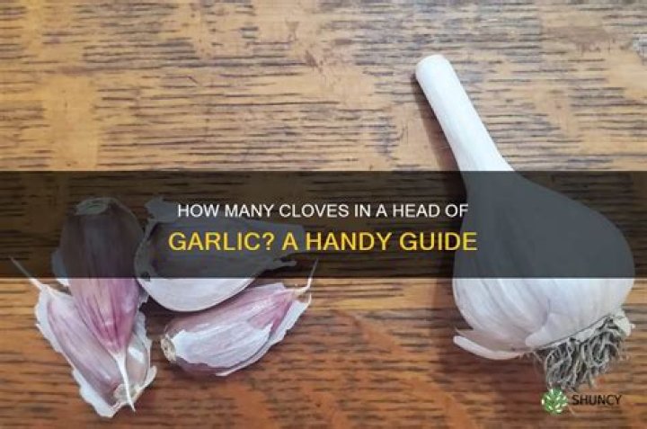 How much garlic is in a head
