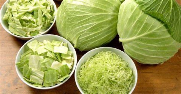 Is cabbage high in oxalates