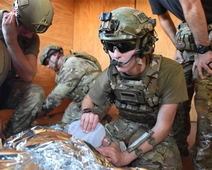 Is combat medic a combat MOS