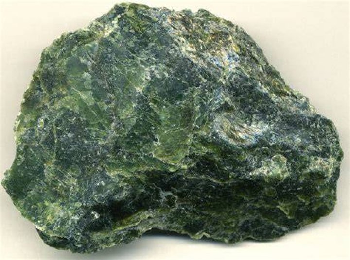 Is serpentine rare or common