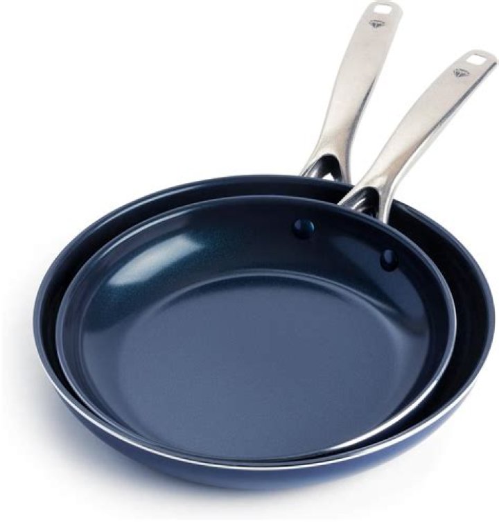 Is the Blue Diamond Pan safe