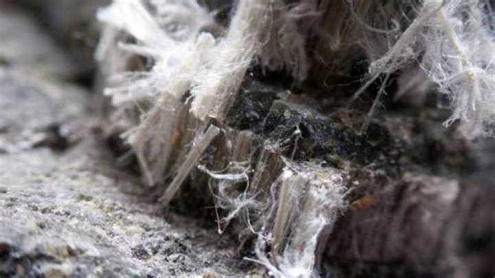 Is there asbestos in plaster