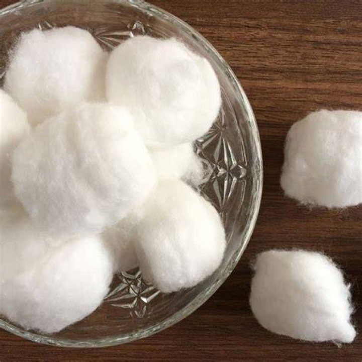 Is Wool stronger than cotton