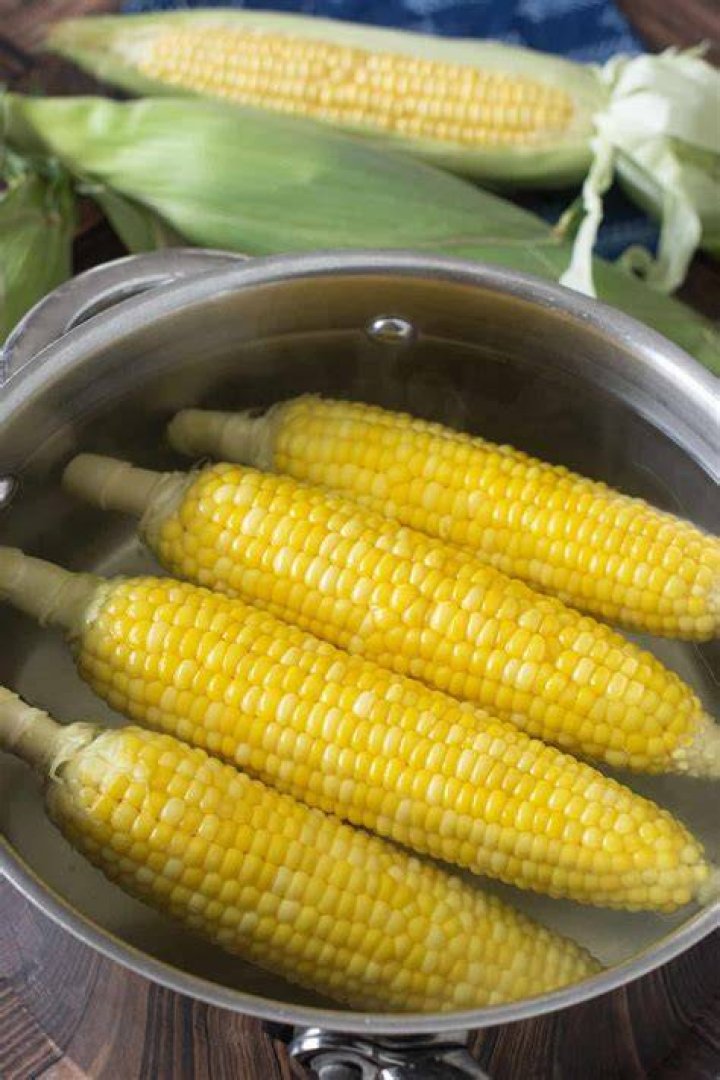 Should frozen corn be boiled