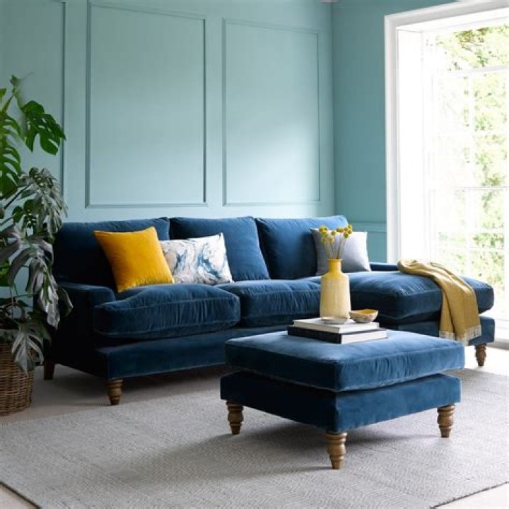 What compliments a blue sofa