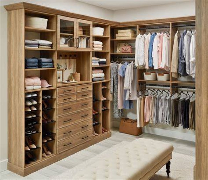 What do modular closets cost