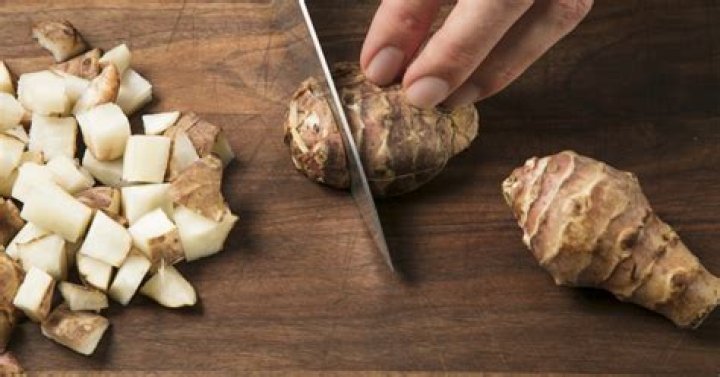 What do sunchokes taste like