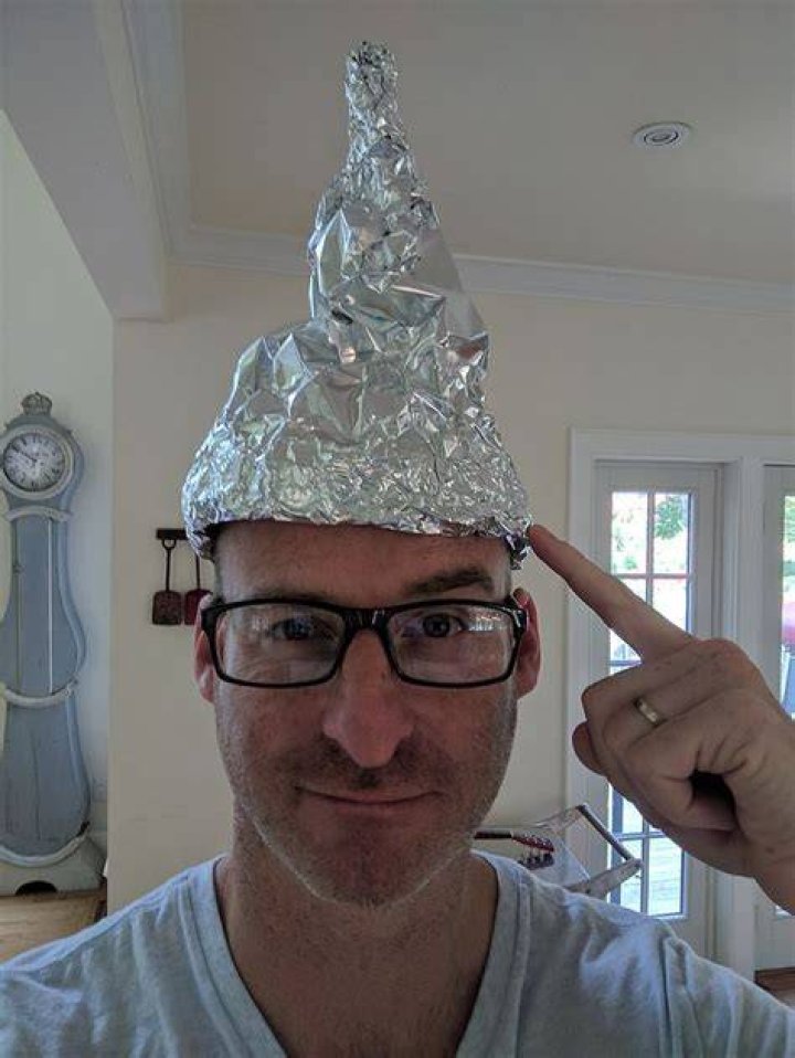 What does a tinfoil hat mean