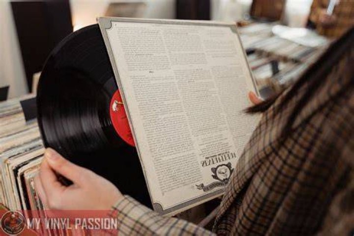 What does RSD mean on vinyl
