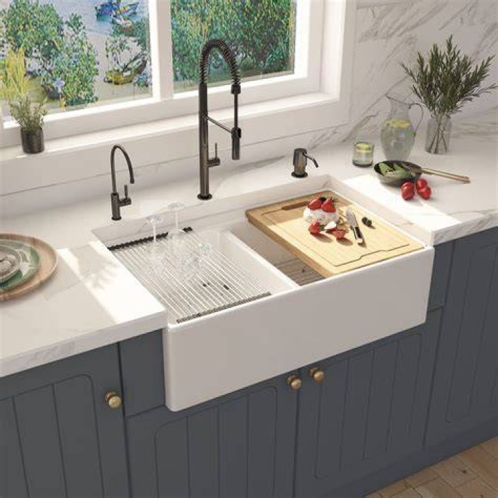 What is a kitchen sink grid