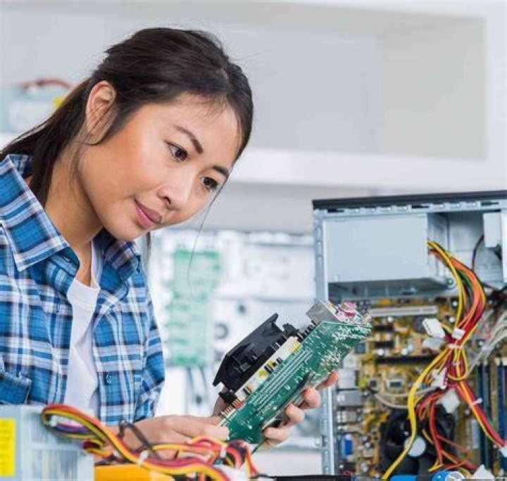 What tasks do technicians do