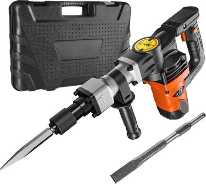 What tool is chipping hammer