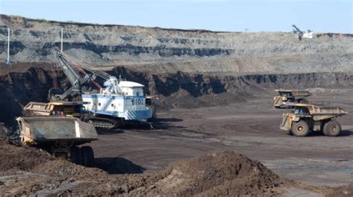 Where can tar sands be found