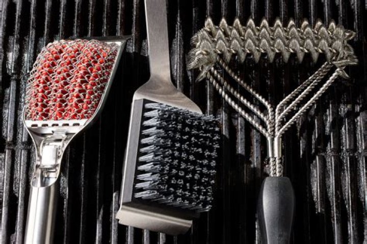 Which grill brushes are safe